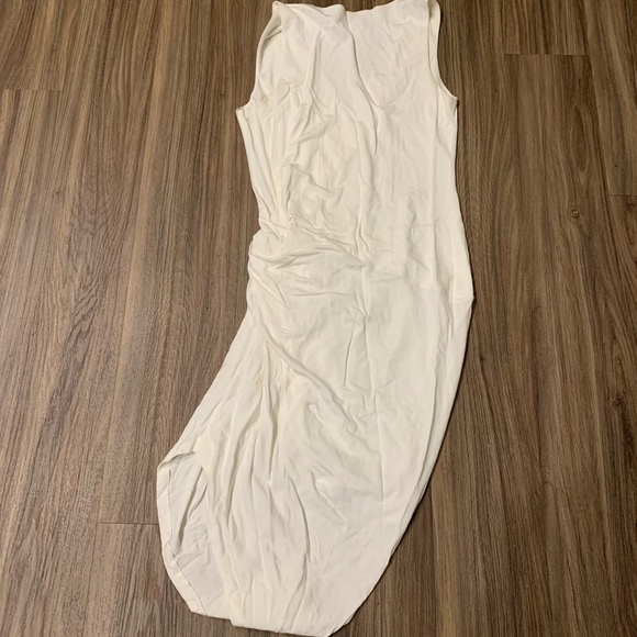 Beautiful Dress with Rhinestones - Picture 6 of 6